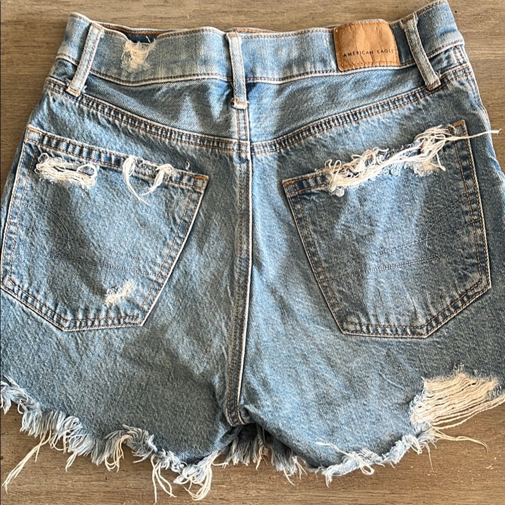 Distressed Denim Shorts - Picture 6 of 8
